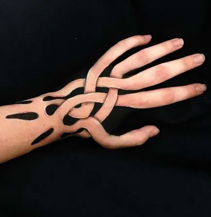 3D body art a kezét