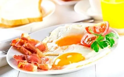 4 angol reggeli szalonna és tojás recept