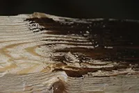 Практичний посібник, як зробити самому зістарені балки (гвоздек) Практичний посібник, як зробити самому зістарені балки