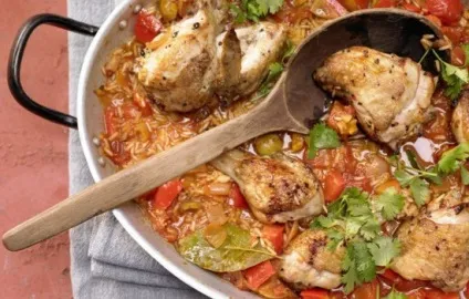 Покроковий рецепт тушкованою курки, секрети вибору інгредієнтів і (рецепт) Покроковий рецепт тушкованою курки, секрети вибору інгредієнтів і