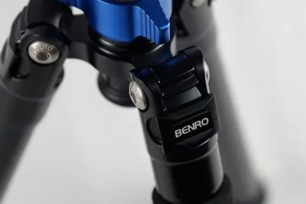 Benro IS05 trepied ușor și compact pentru camera foto