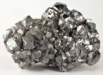 Ezüst-bromid és olyan egyéb vegyületek előállítására, fém