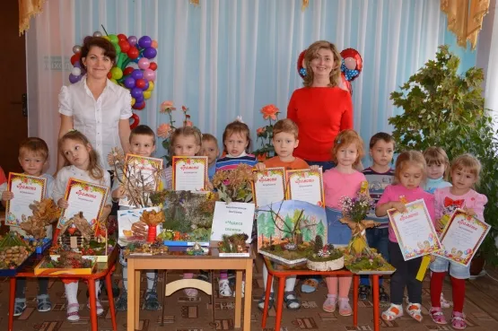 Екологична изложба на занаяти от естествени материали, заедно с децата 