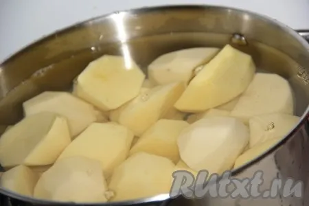 Кюфтета с картофи на фурна - рецептата със снимка