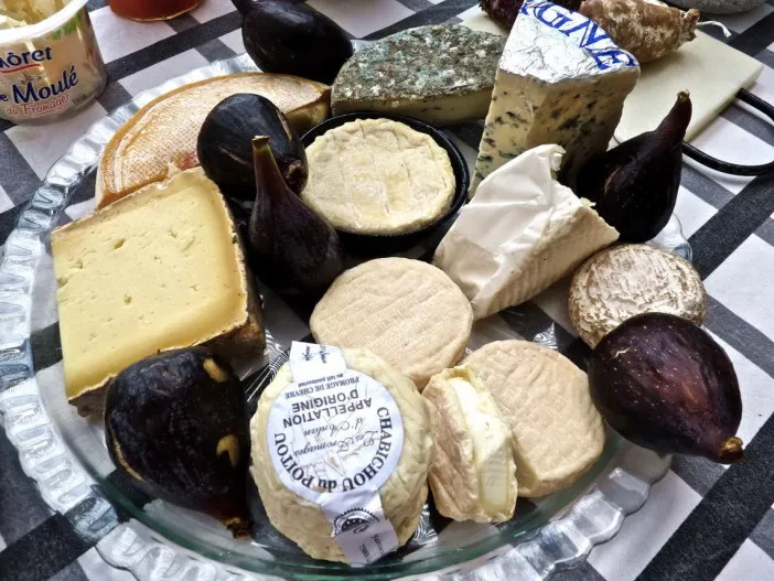 Francia sajtok sajtok, amelyek megpróbálják Franciaországban