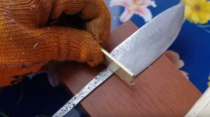 Hogyan készítsünk egy kést a kezéből mehpily - oleor - zene és szöveg a pótkocsi