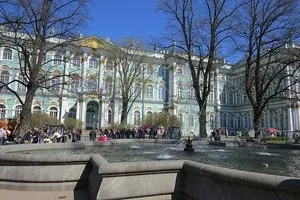 Прогулянка по Харкову палацова площа, зимовий палац, Невський проспект, вулиці (Санкт-Петербург) Прогулянка по Харкову палацова площа, зимовий палац, Невський проспект, вулиці