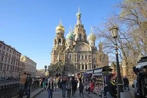 Прогулянка по Харкову палацова площа, зимовий палац, Невський проспект, вулиці (зимовий палац) Прогулянка по Харкову палацова площа, зимовий палац, Невський проспект, вулиці