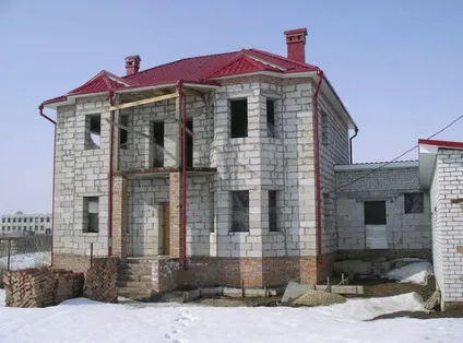 Проект садового будиночка з піноблоків (пінобетону) Проект садового будиночка з піноблоків