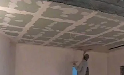 Як штукатурити стелю своїми руками