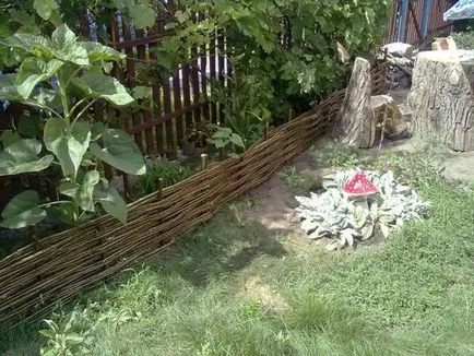 Как да си направим ограда за градина и цветни лехи с техните ръце на снимки и видеоклипове
