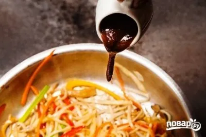 Пшенична локшина з куркою і овочами - покроковий рецепт з фото на (страви) Пшенична локшина з куркою і овочами - покроковий рецепт з фото на