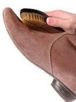 Как да премахнете солта с обувка