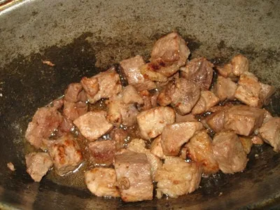 Рагу з яловичини з овочами і картоплею, з підливою (овочеве рагу з яловичиною) Рагу з яловичини з овочами і картоплею, з підливою