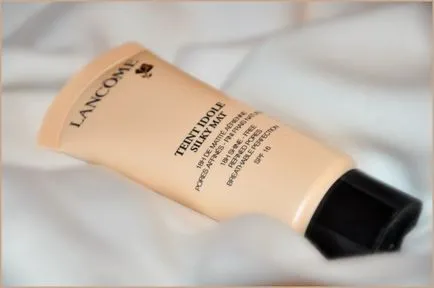 Mattító alapot Lancome Teint idole selymes matt # 010 beige porcelaine vélemények