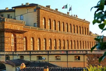 Muzeul de clădire poveste Palazzo Pitti, descriere, fotografie