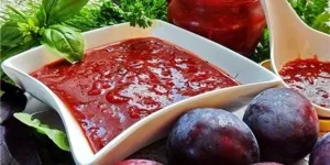 Рецепти соусу томатного на зиму; як зварити з помідорів і часнику соус з різними добавками