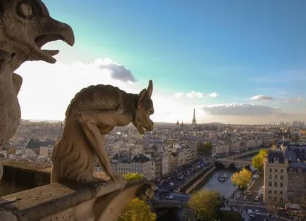 Notre Dame de Paris (Catedrala Notre Dame) stație de metrou, în timp ce biletele, povestea este despre