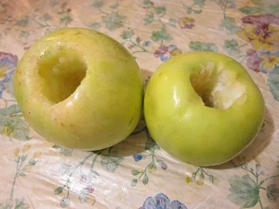 Печени ябълки на фурна за кърмещи майки, майки диета