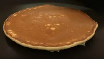 Pancake cu lapte și iaurt