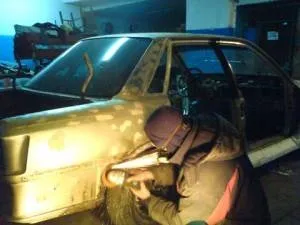 Рихтування та фарбування автомобіля своїми руками (автомобіля) Рихтування та фарбування автомобіля своїми руками