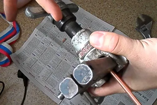 Kúpos rézcsövekkel légkondicionáló saját kezűleg egy sor eszközt, video