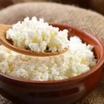 terci de orez pentru sugari atunci când este administrat ca o nada, cum să gătească în lapte sau apă
