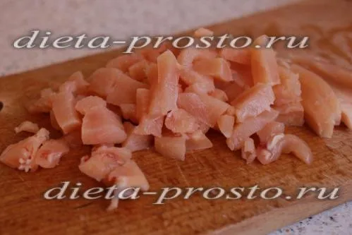 Salata de pui cu ierburi proaspete - reteta cu fotografii