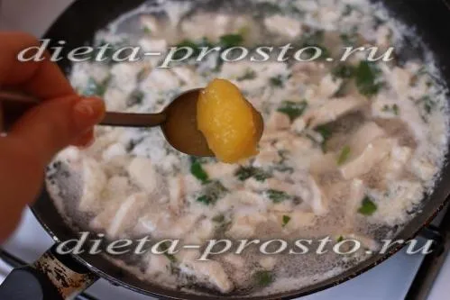 Пилешки салата с пресни подправки - рецепта със снимки