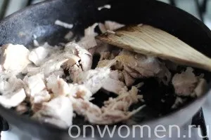 Салат з куркою, капустою і сиром рецепт з фото (куркою) Салат з куркою, капустою і сиром рецепт з фото
