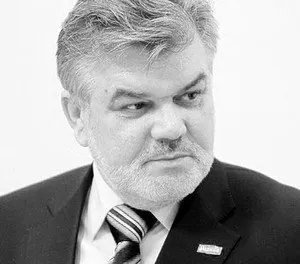 український сектор проти правого