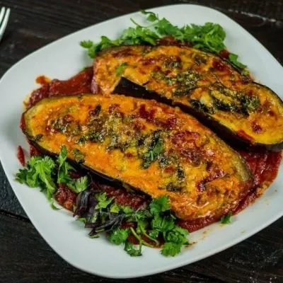 Салат «міністерський» з куркою - покроковий кулінарний рецепт з фото (кабачками м'ясним фаршем Рогалики) Салат «міністерський» з куркою - покроковий кулінарний рецепт з фото