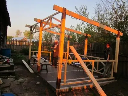 Садова альтанка своїми руками