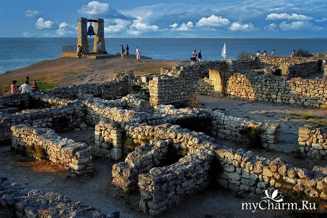 Sevastopol - „revered și sfânt“ (timpuriu), echipa între noi fete