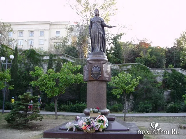 Sevastopol - „revered și sfânt“ (timpuriu), echipa între noi fete