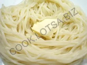Nautically spagetti csirkével - ízletes házi lépésre recept fotók