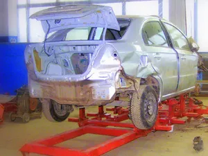 A biztosító Automotive Service