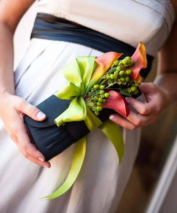 Bride táska - fontos része az esküvői kép