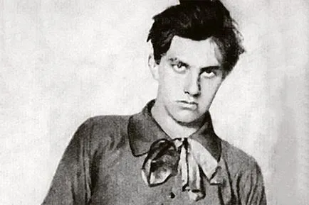 Vladimir Mayakovsky - biografie, fotografii, viața personală, poezie, lucrări, moarte