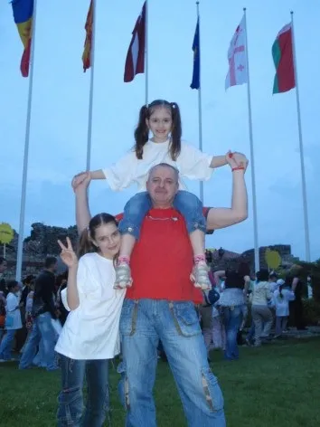 Сестрички наташа і таня павленко головне - не роль, головне (головне) Сестрички наташа і таня павленко головне - не роль, головне