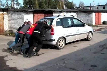 Сів акумулятор як завести машину в мороз (акумулятор завести машину) Сів акумулятор як завести машину в мороз