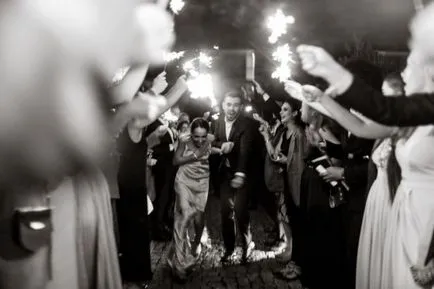 Бенгалски огън сватбени изненада гостите и светлина в момента!