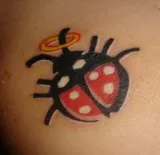 tatuaj Ladybug