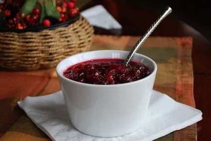 Áfonyával, hogy a hús (egyszerű, télen) receptek fotókkal