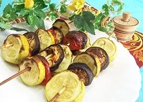 Шашлик з баклажанів і болгарського перцю рецепт з фото (шашлик з баклажанів) Шашлик з баклажанів і болгарського перцю рецепт з фото