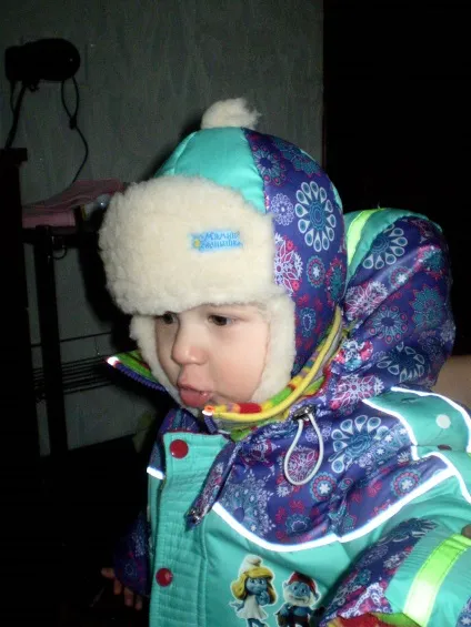 Шиємо он-лайн дитячі шапочки (яскравий квітковий хлопчик вийшов) Шиємо он-лайн дитячі шапочки