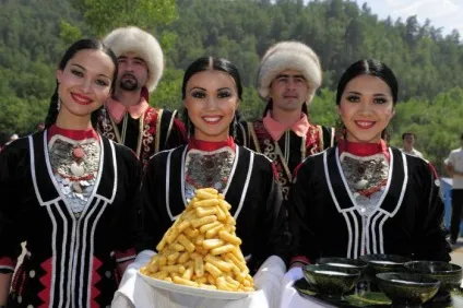 Скільки народів проживає вУкаіни карта народовУкаіни (народів) Скільки народів проживає вУкаіни карта народовУкаіни