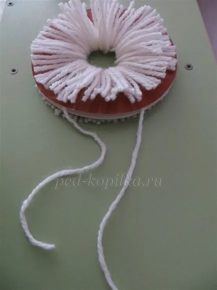 Іграшки з помпонів своїми руками