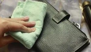 Як почистити шкіряну сумку в домашніх умовах (сумку) Як почистити шкіряну сумку в домашніх умовах