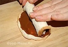 Солодкий рулет на швидку руку - рецепт з покроковими фото (рулет) Солодкий рулет на швидку руку - рецепт з покроковими фото